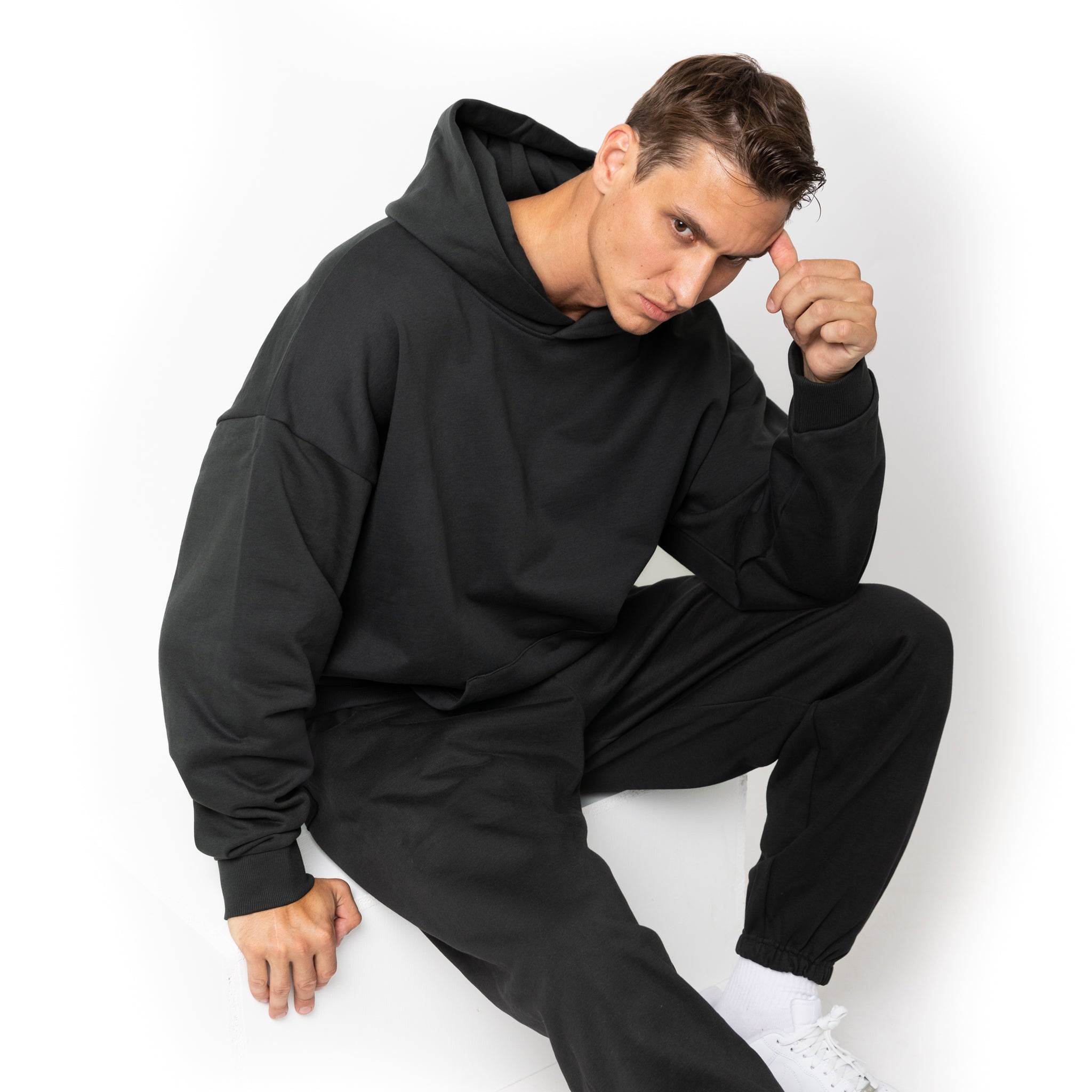 Wholesale Blank Hoodies Sweatshirts Apparel In Canada Free Shipping Just Like Hero